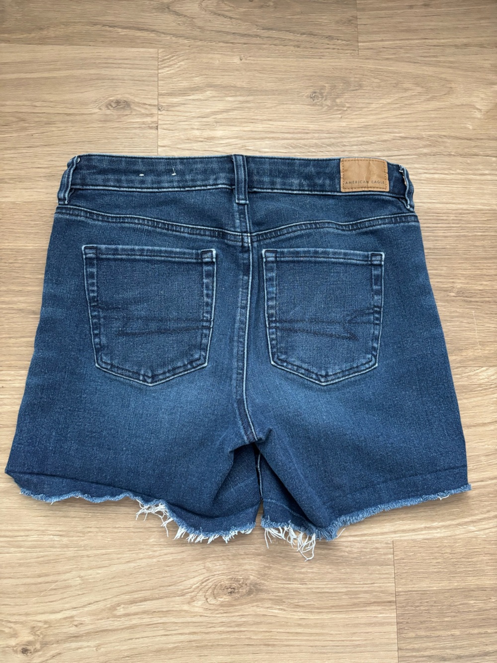 American Eagle Women's Dark Blue Denim Cutoff Shorts Size 8 - Picture 5 of 5